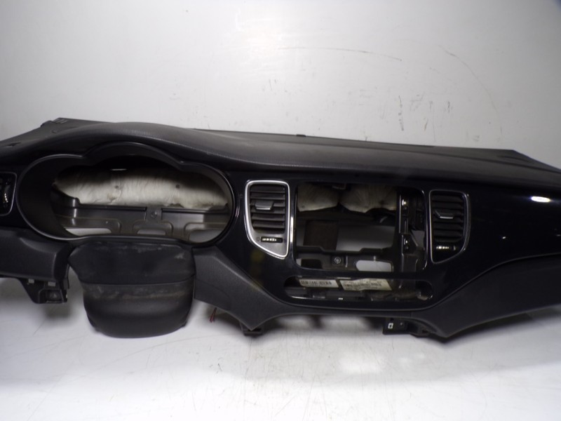 Recambio de salpicadero para kia carens ( ) 1.7 crdi cat referencia OEM IAM 84710A4100WK  84530A4000