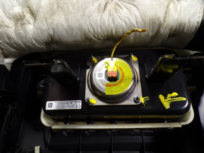 Recambio de salpicadero para kia carens ( ) 1.7 crdi cat referencia OEM IAM 84710A4100WK  84530A4000