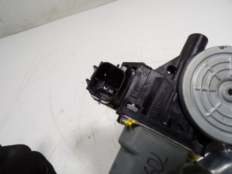 Recambio de elevalunas trasero derecho para nissan juke (f15) 1.2 16v cat referencia OEM IAM 827201KA0B 82731CV01C 82731CV01C