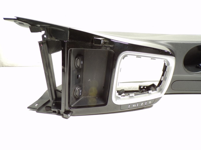 Recambio de apoyabrazos central para kia ceed 1.0 tgdi cat referencia OEM IAM  84626J7000 