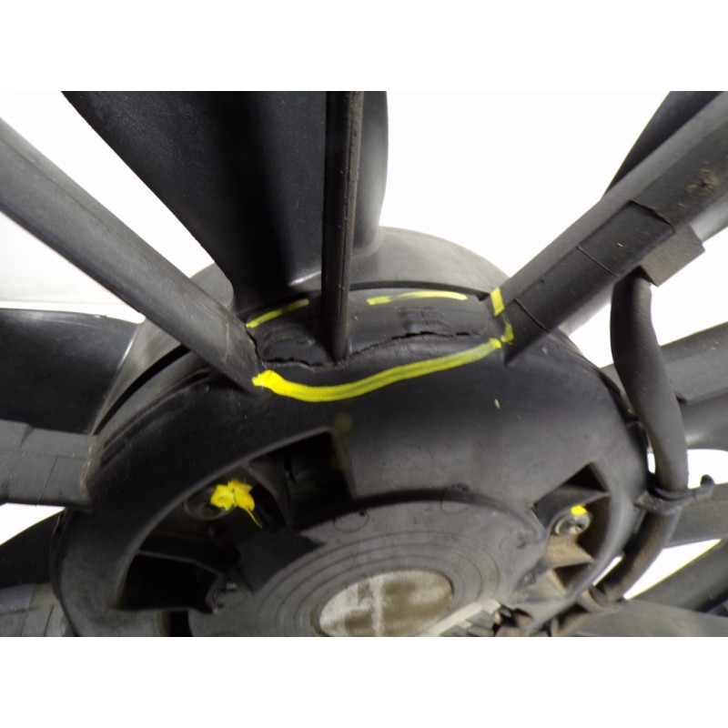 Recambio de electroventilador para mercedes-benz clase cla (w117) 2.1 cdi cat referencia OEM IAM A2465000064 3155103798 