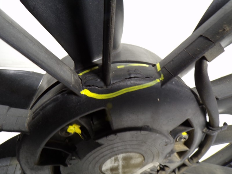 Recambio de electroventilador para mercedes-benz clase cla (w117) 2.1 cdi cat referencia OEM IAM A2465000064 3155103798 