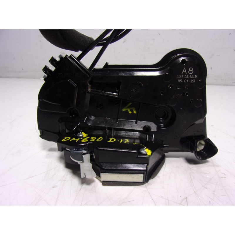 Recambio de cerradura puerta delantera izquierda para toyota hilux (3b/3c/3d) gr sport referencia OEM IAM 6904002450  