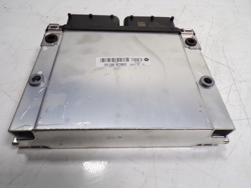 Recambio de centralita motor uce para kia ceed 1.0 tgdi cat referencia OEM IAM  3911007151 