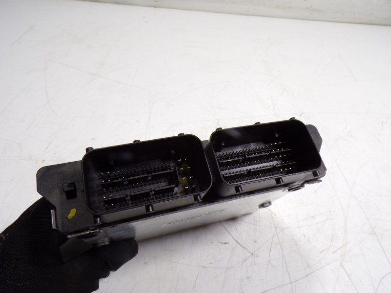 Recambio de centralita motor uce para kia ceed 1.0 tgdi cat referencia OEM IAM  3911007151 