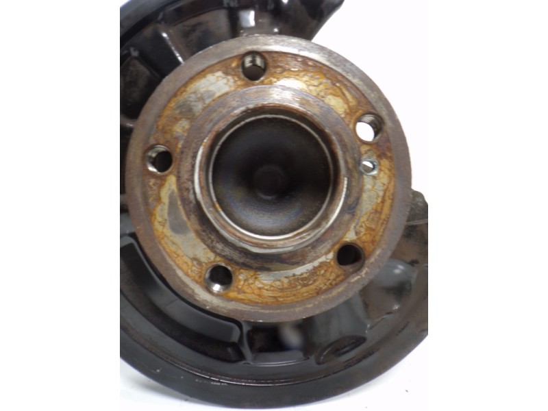 Recambio de mangueta trasera izquierda para mercedes-benz clase cla (w117) 2.1 cdi cat referencia OEM IAM A2463503541  