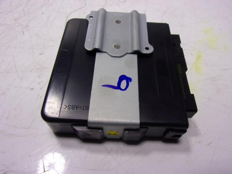 Recambio de modulo electronico para toyota hilux (3b/3c/3d) gr sport referencia OEM IAM 8953371092 8953371092 