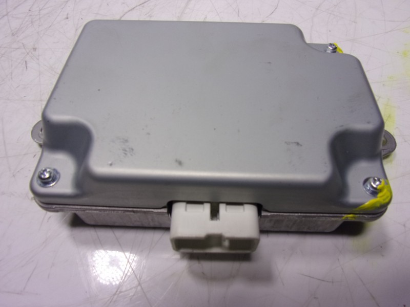 Recambio de modulo electronico para toyota hilux (3b/3c/3d) gr sport referencia OEM IAM 22918795940 22918795940 