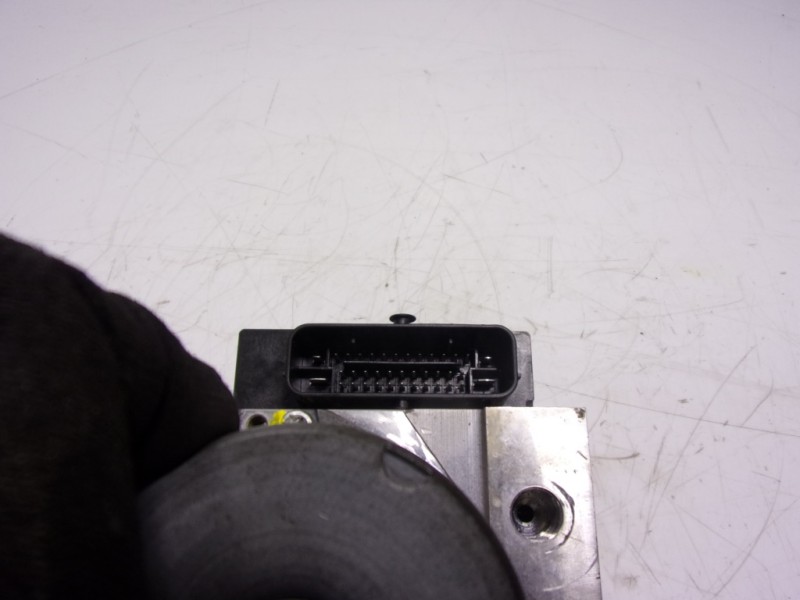 Recambio de abs para mercedes-benz clase clk (w207) coupe 250 cgi blueefficiency referencia OEM IAM  A2124313512 