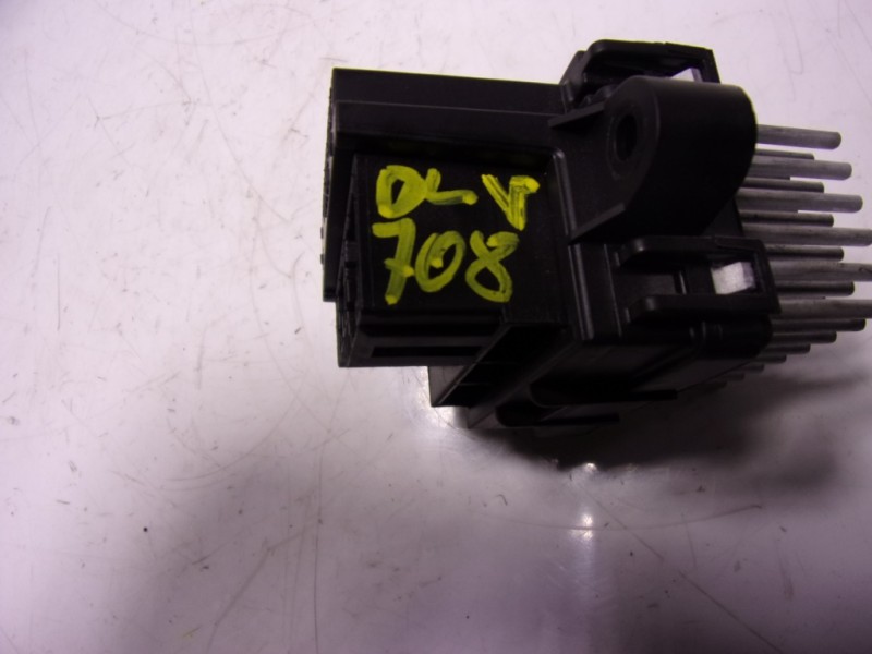 Recambio de resistencia calefaccion para ford mondeo turn. 2.0 tdci cat referencia OEM IAM 5441896 DG9H19E624AA 