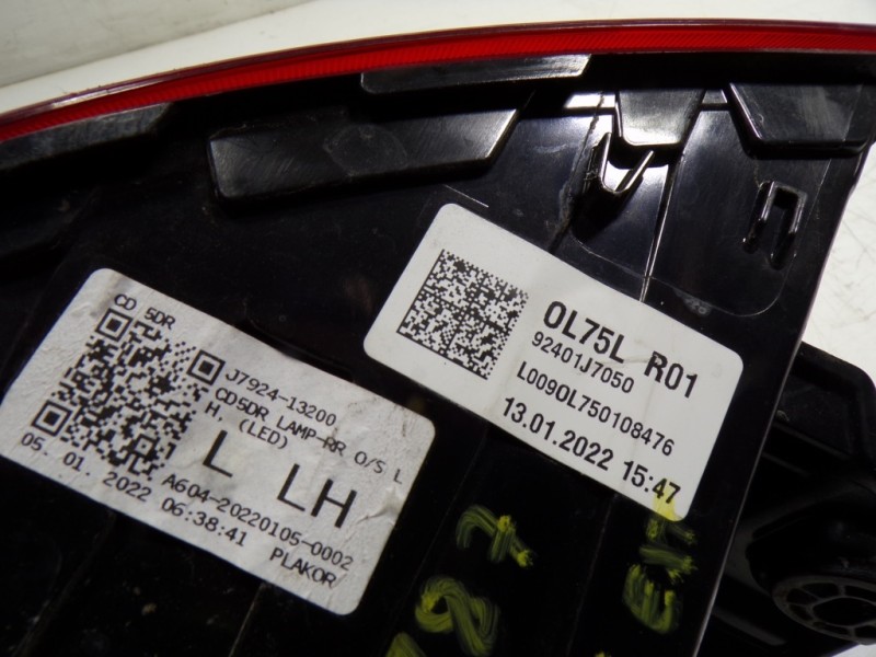 Recambio de piloto trasero izquierdo para kia ceed 1.0 tgdi cat referencia OEM IAM  J792413200 