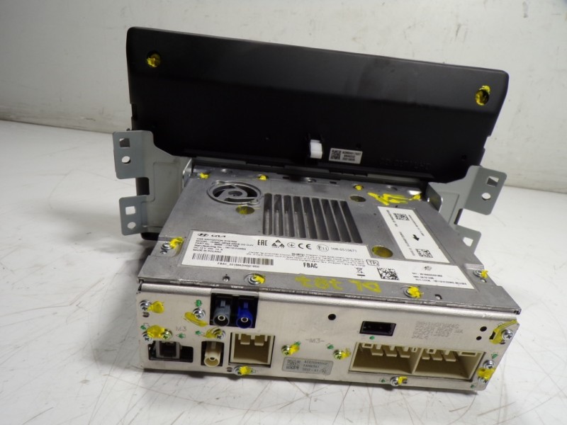 Recambio de sistema navegacion gps para kia ceed 1.0 tgdi cat referencia OEM IAM  96560J7AC1WK 