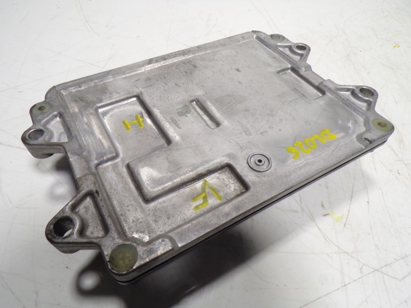 Recambio de centralita motor uce para mazda 3 lim. () origin referencia OEM IAM  P5BX18881 