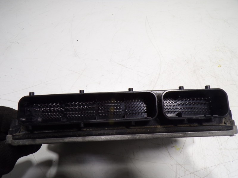 Recambio de centralita motor uce para mazda 3 lim. () origin referencia OEM IAM  P5BX18881 