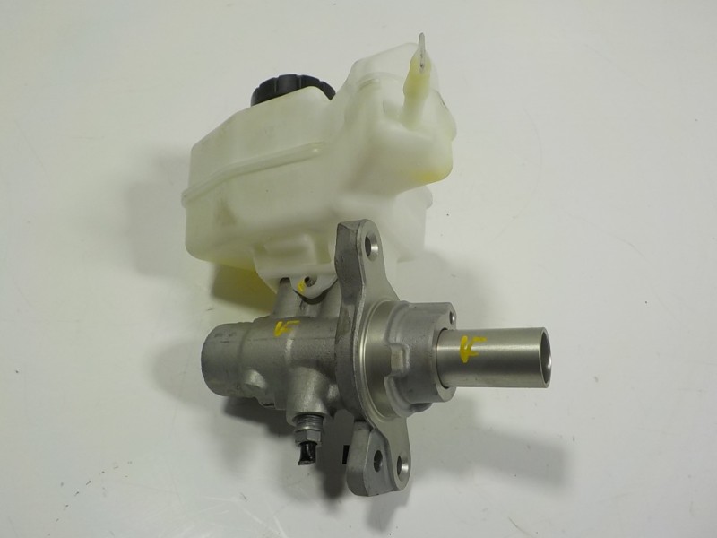 Recambio de bomba freno para seat leon sportstourer (kl8) style referencia OEM IAM 3Q1614019D 02048644P7 