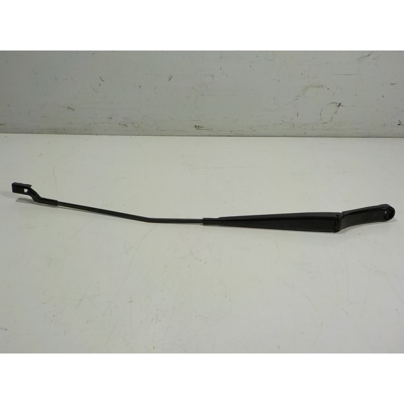 Recambio de brazo limpia delantero derecho para seat leon sportstourer (kl8) style referencia OEM IAM 5FB955410 5FB955410B 