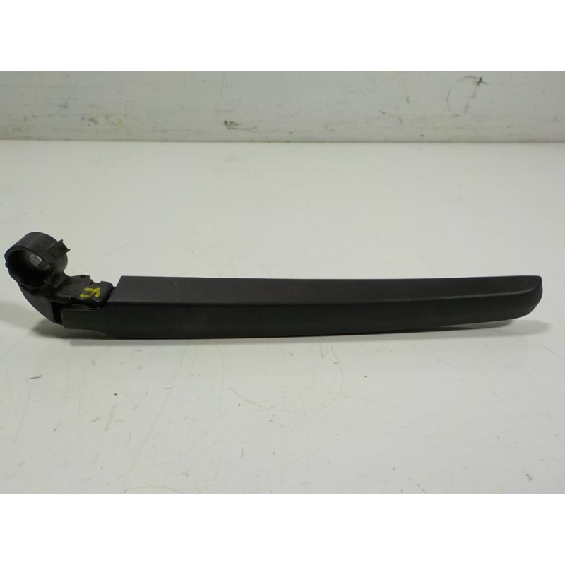 Recambio de brazo limpia trasero para seat leon sportstourer (kl8) style referencia OEM IAM 5FE9557079B9 5FE955704A 