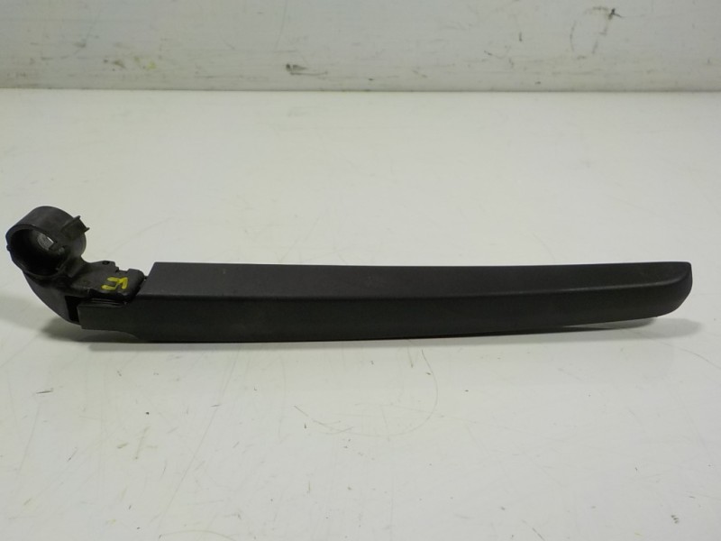 Recambio de brazo limpia trasero para seat leon sportstourer (kl8) style referencia OEM IAM 5FE9557079B9 5FE955704A 