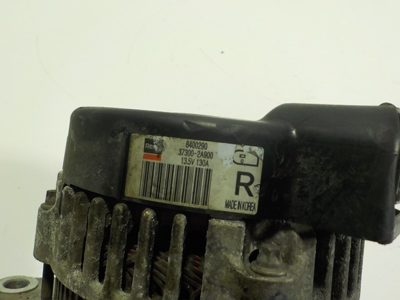 Recambio de alternador para hyundai i30 comfort referencia OEM IAM  373002A900 