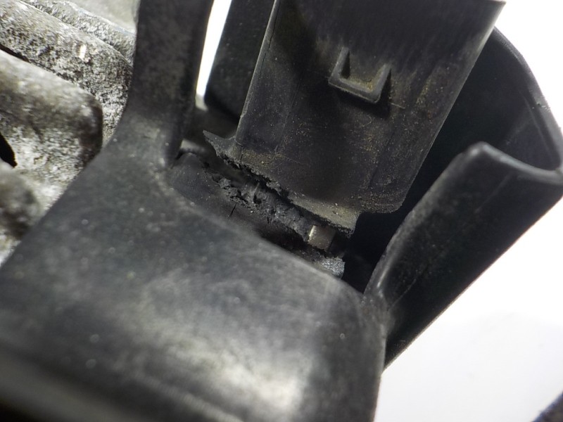 Recambio de alternador para hyundai i30 comfort referencia OEM IAM  373002A900 