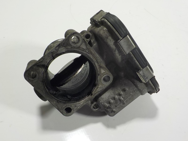 Recambio de caja mariposa para hyundai i30 comfort referencia OEM IAM  351002A600 