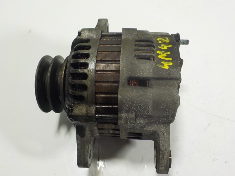Recambio de alternador para mitsubishi canter fuso (b8) 3c15 referencia OEM IAM   