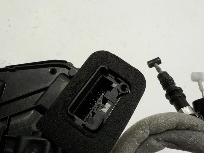 Recambio de cerradura puerta trasera izquierda para seat leon sportstourer (kl8) style referencia OEM IAM  A5Q5TA839015Q 