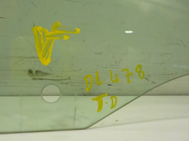 Recambio de cristal puerta trasero derecho para seat leon sportstourer (kl8) style referencia OEM IAM 5FE845026D  