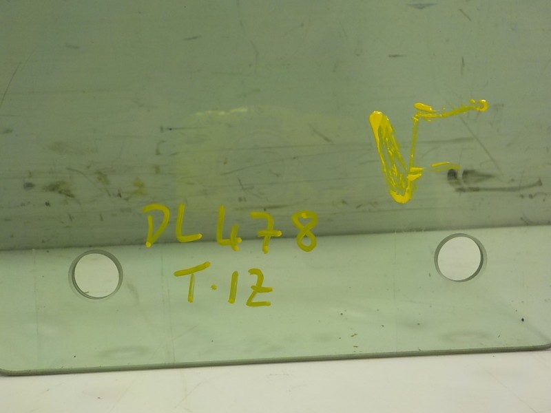 Recambio de cristal puerta trasero izquierdo para seat leon sportstourer (kl8) style referencia OEM IAM 5FE845025D  