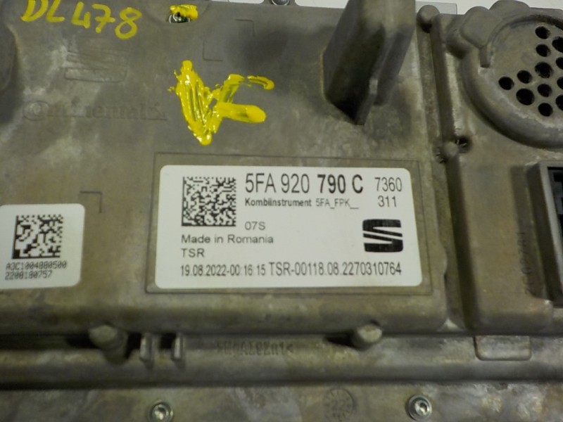 Recambio de cuadro instrumentos para seat leon sportstourer (kl8) style referencia OEM IAM 5FA920790C 5FA920790C 