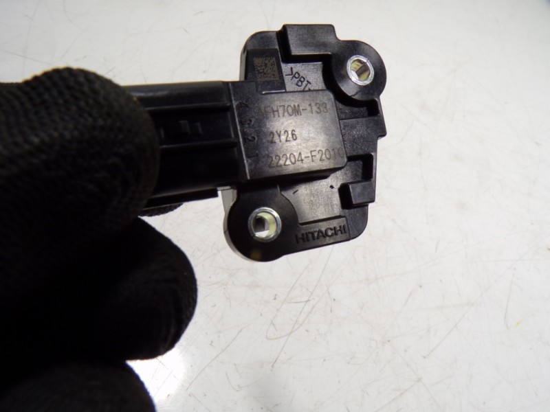 Recambio de caudalimetro para toyota yaris cross 1.5 vvti 16 v 55 kw referencia OEM IAM 22204F2010 22204F2010 