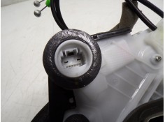 Recambio de cerradura puerta delantera izquierda para toyota yaris cross 1.5 vvti 16 v 55 kw referencia OEM IAM  M7311460M6  2