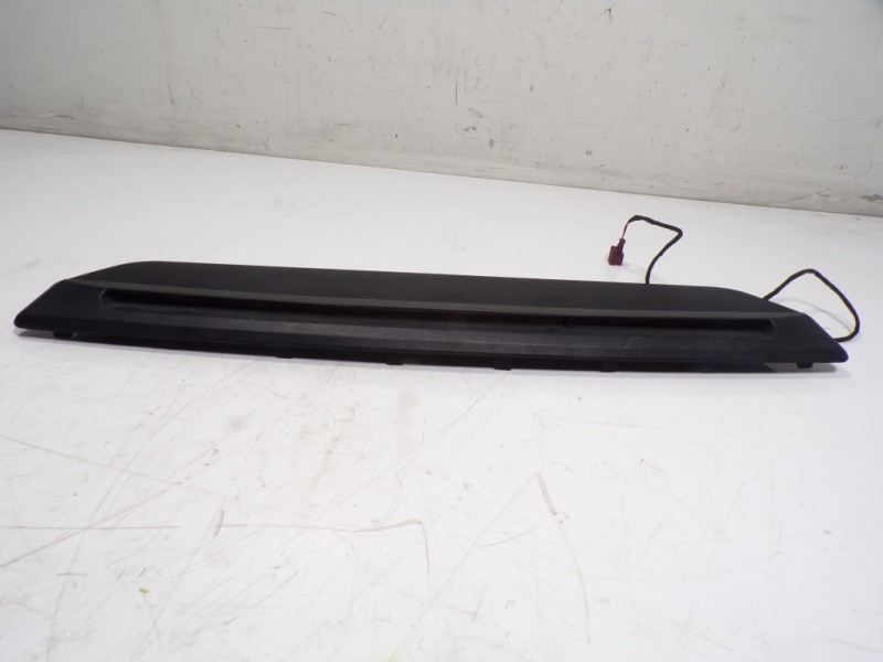 Recambio de piloto trasero central para mercedes-benz clase e (w212) lim. 3.0 cdi cat referencia OEM IAM A2048200056 A2126830130