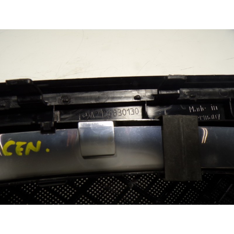 Recambio de piloto trasero central para mercedes-benz clase e (w212) lim. 3.0 cdi cat referencia OEM IAM A2048200056 A2126830130