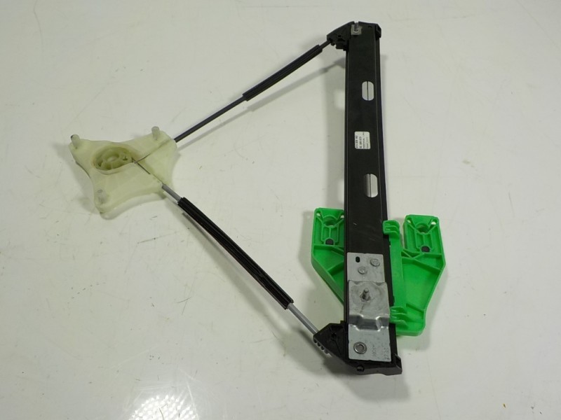 Recambio de elevalunas trasero derecho para seat leon sportstourer (kl8) style referencia OEM IAM 5FA839462 5FA839462 