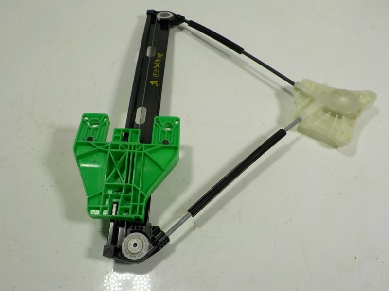 Recambio de elevalunas trasero derecho para seat leon sportstourer (kl8) style referencia OEM IAM 5FA839462 5FA839462 