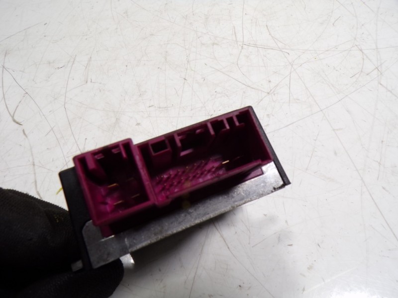 Recambio de modulo electronico para bmw x6 (e71) 3.0d referencia OEM IAM 16147407513 130933818 