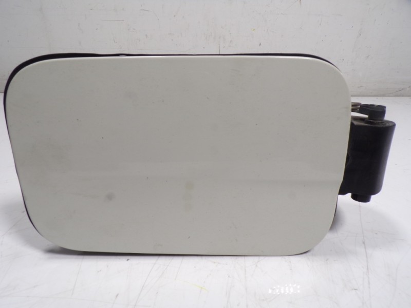 Recambio de tapa combustible para mercedes-benz clase e (w212) lim. 3.0 cdi cat referencia OEM IAM A2127570006  A2126300000