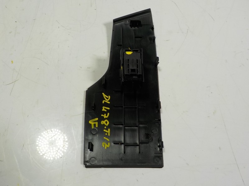 Recambio de mando elevalunas trasero izquierdo para seat leon sportstourer (kl8) style referencia OEM IAM 5G0959855MWHS 5G095985