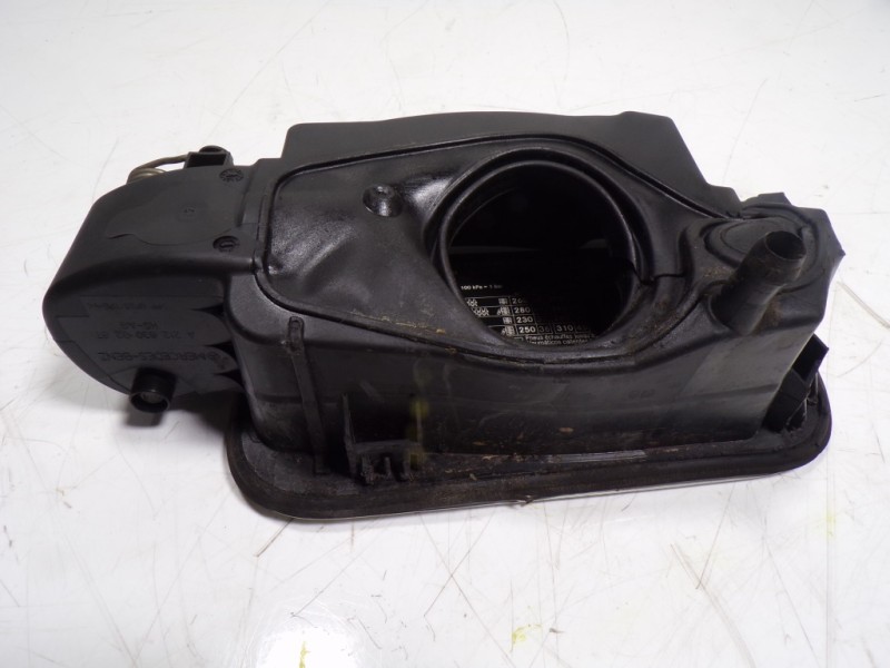 Recambio de tapa combustible para mercedes-benz clase e (w212) lim. 3.0 cdi cat referencia OEM IAM A2127570006  A2126300000
