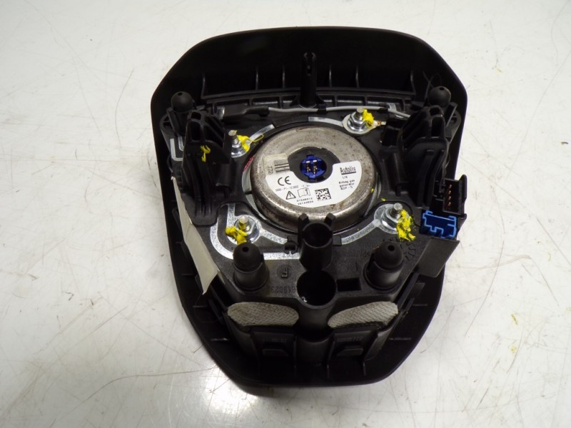 Recambio de airbag delantero izquierdo para peugeot 208 1.2 12v vti referencia OEM IAM 96728484ZD 96728484ZD 
