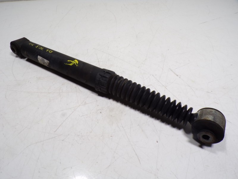 Recambio de amortiguador trasero izquierdo para peugeot 208 1.2 12v vti referencia OEM IAM 9802145580  