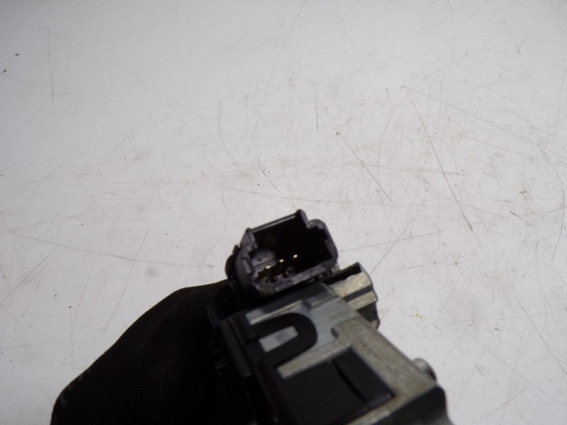 Recambio de antirrobo para peugeot 208 1.2 12v vti referencia OEM IAM 1608682880 9663123380 