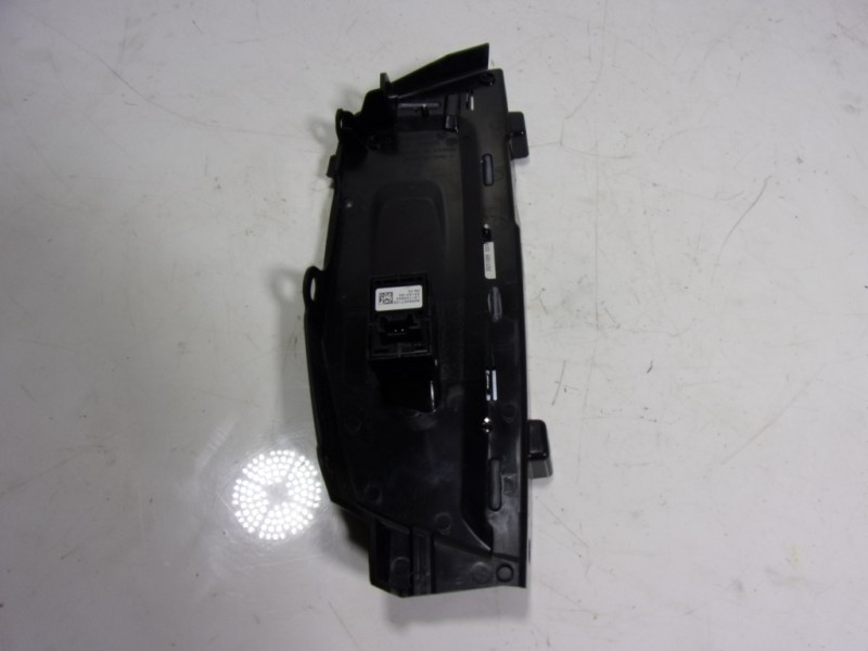 Recambio de mando elevalunas delantero derecho para bmw ix3 referencia OEM IAM 61319299457 51417948506 