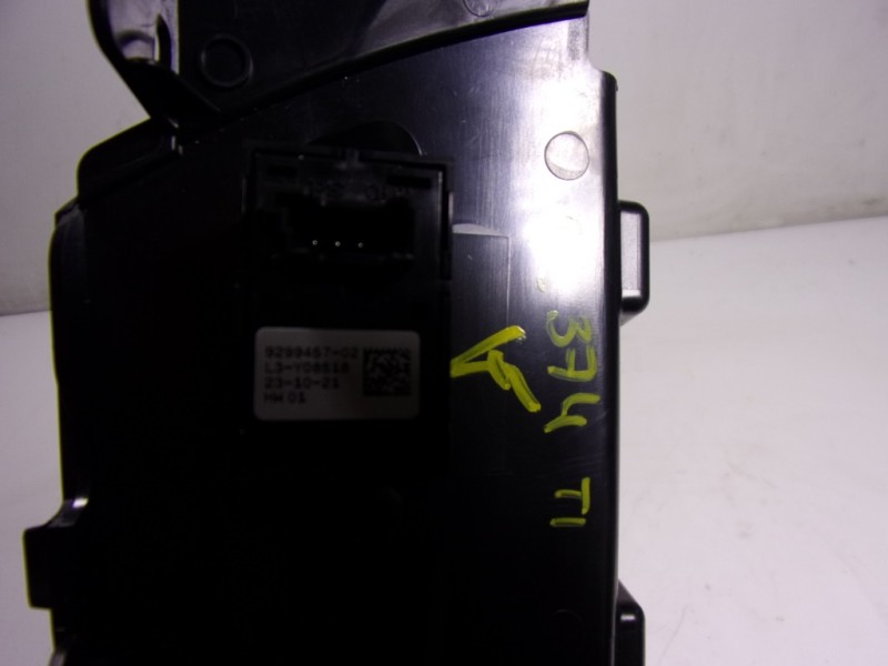 Recambio de mando elevalunas trasero izquierdo para bmw ix3 referencia OEM IAM 61319299457 51427948527 