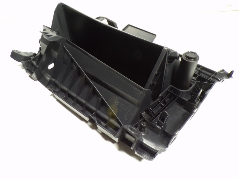 Recambio de guantera para toyota yaris cross 1.5 vvti 16 v 55 kw referencia OEM IAM 55550K0030C0  