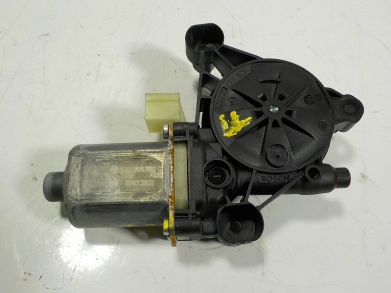 Recambio de motor elevalunas delantero derecho para seat leon sportstourer (kl8) style referencia OEM IAM 5Q0959802C 5Q0959802C 