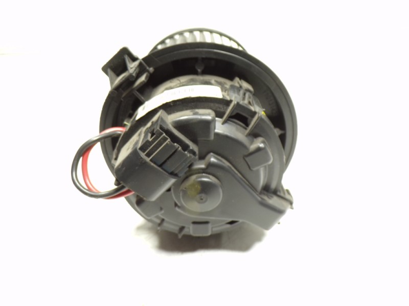 Recambio de motor calefaccion para peugeot 208 1.2 12v vti referencia OEM IAM 1608182080 T1013140A 