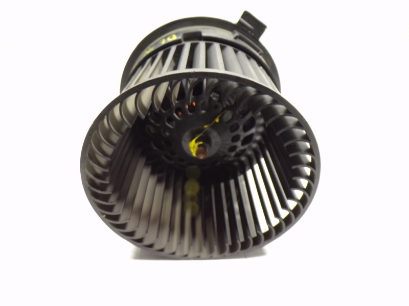 Recambio de motor calefaccion para peugeot 208 1.2 12v vti referencia OEM IAM 1608182080 T1013140A 