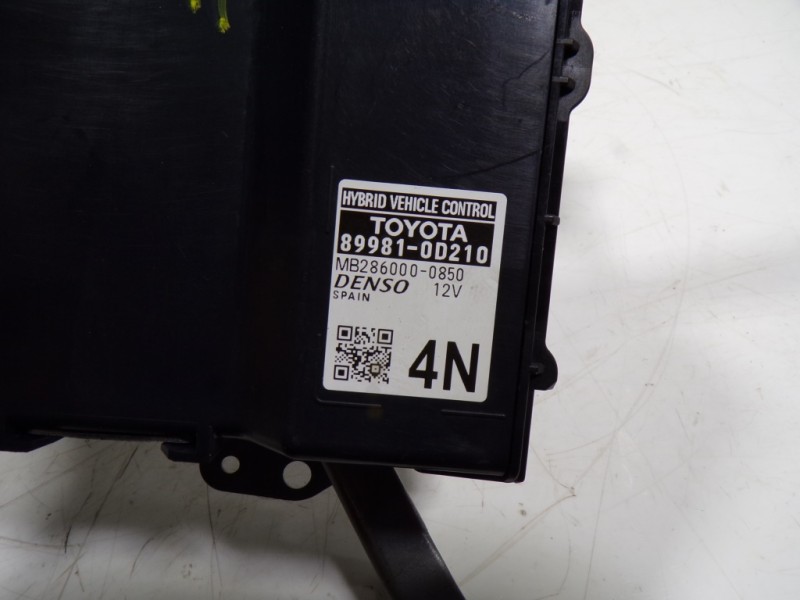 Recambio de modulo electronico para toyota yaris cross 1.5 vvti 16 v 55 kw referencia OEM IAM  899810D210 